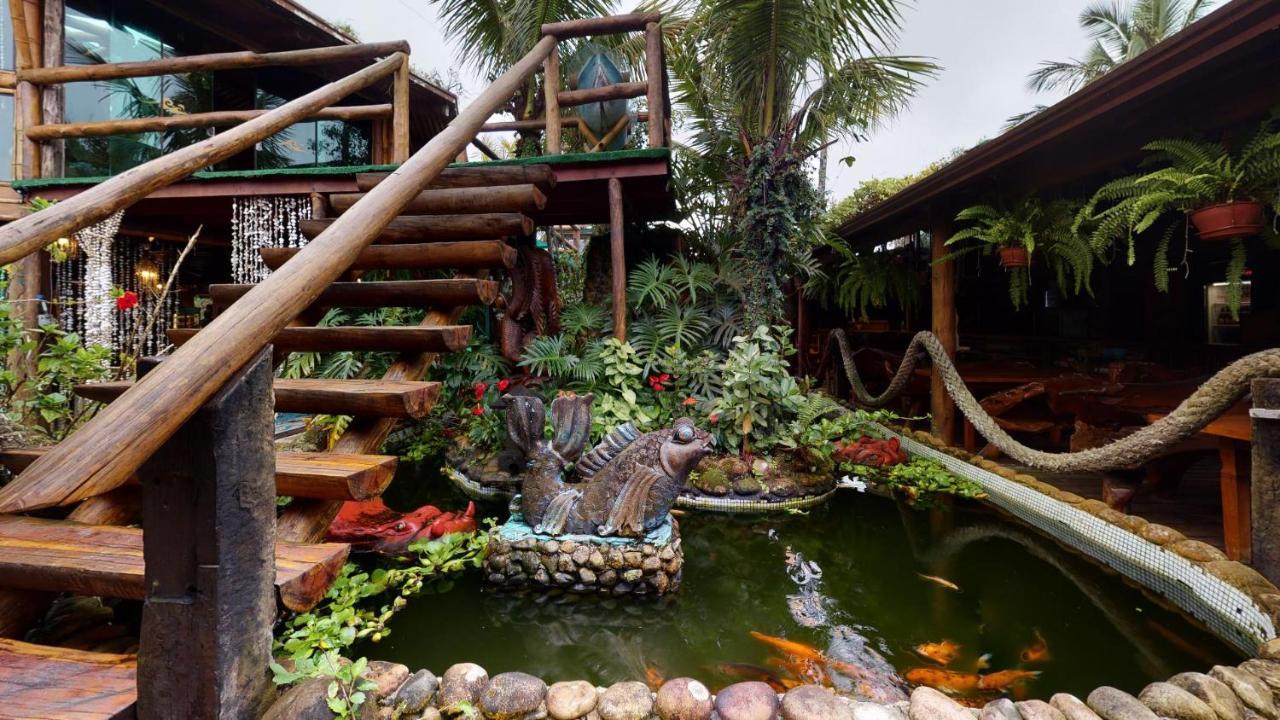 Grajagan Surf Resort Ilha do Mel Eksteriør bilde