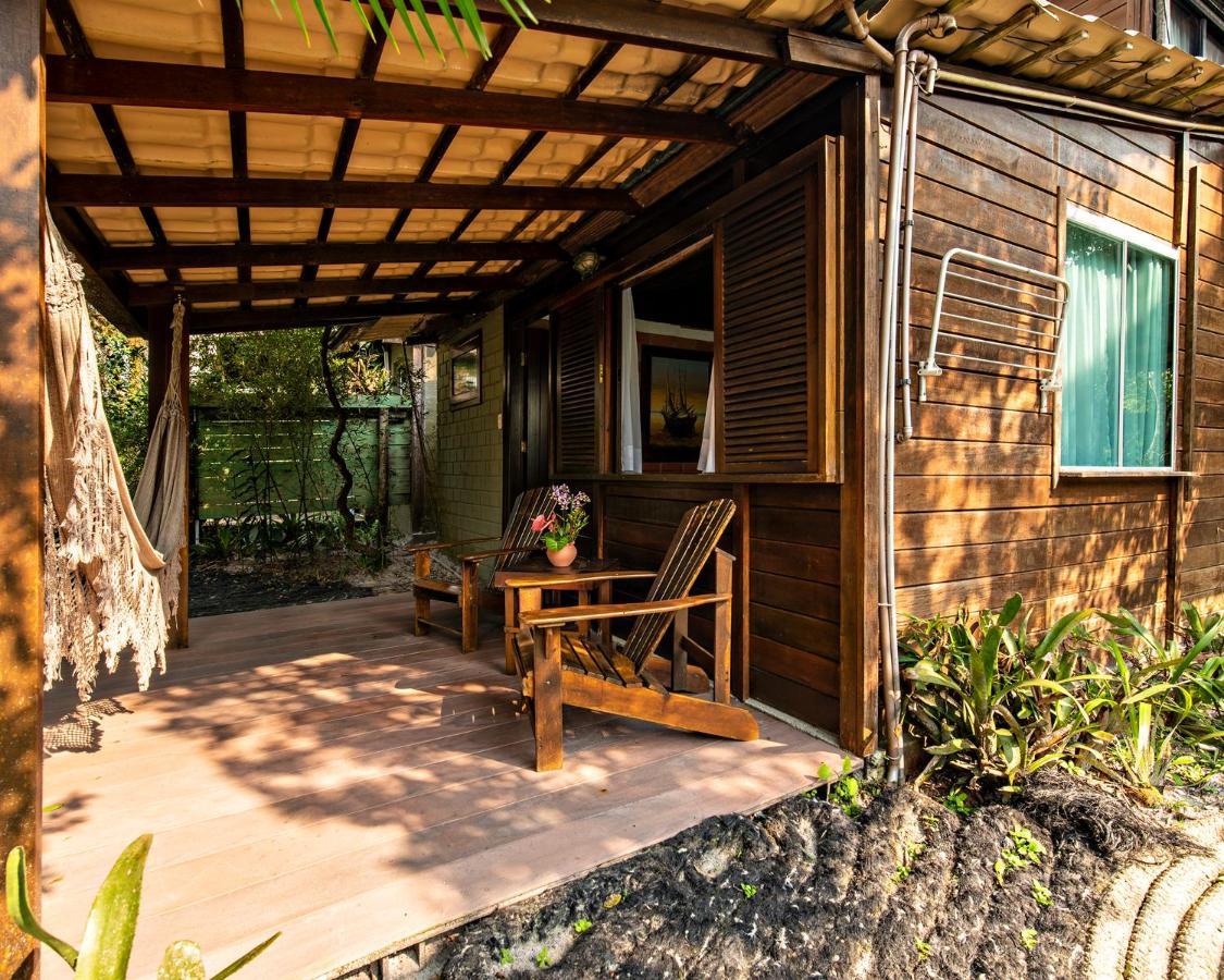 Grajagan Surf Resort Ilha do Mel Rom bilde
