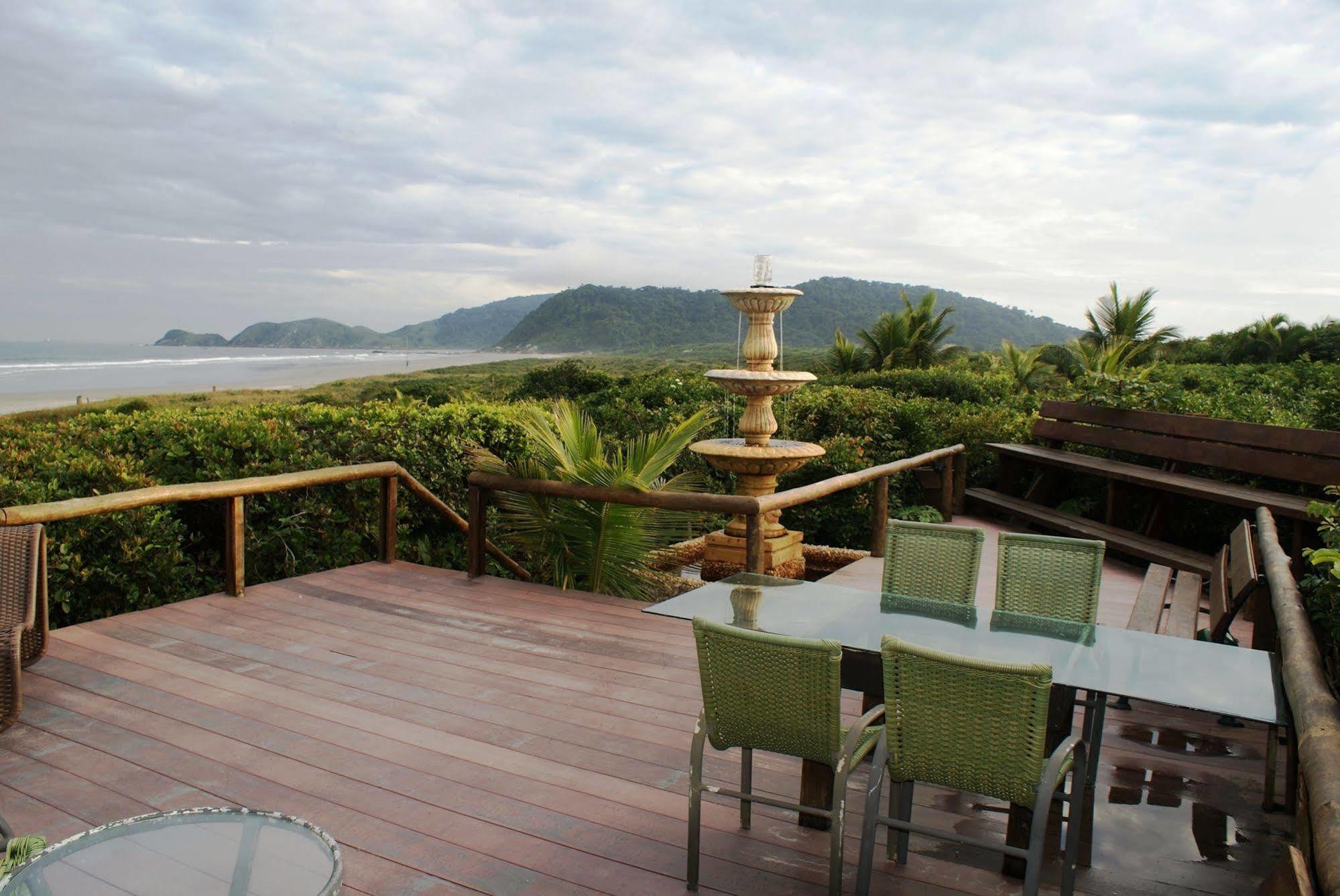 Grajagan Surf Resort Ilha do Mel Eksteriør bilde